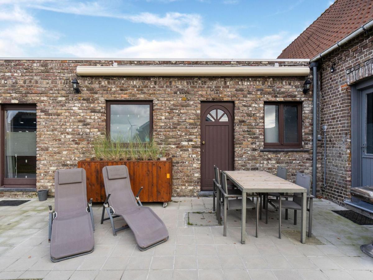 Tasteful Holiday Home In Loppem With Jacuzzi Kültér fotó